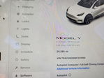 Tesla Model Y 2025