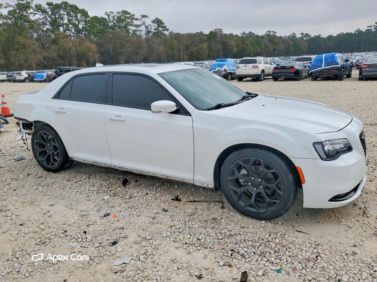 Chrysler 300 2021