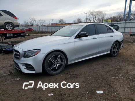 Mercedes-Benz E-klasse 2019 - Image 1 of 12
