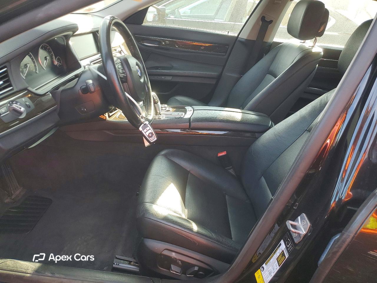 BMW Series 7 2013
