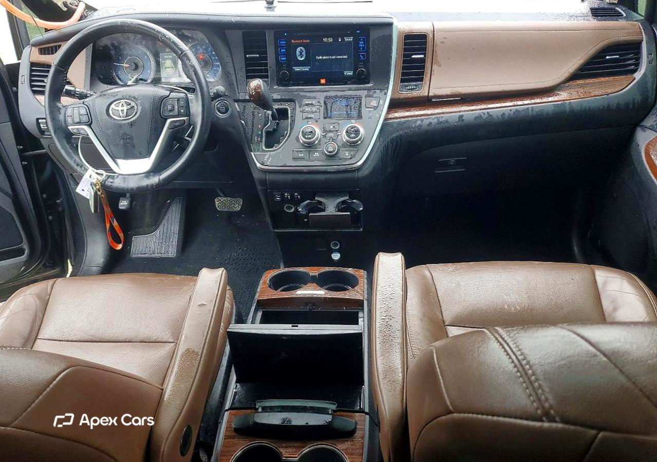 Toyota Sienna 2017