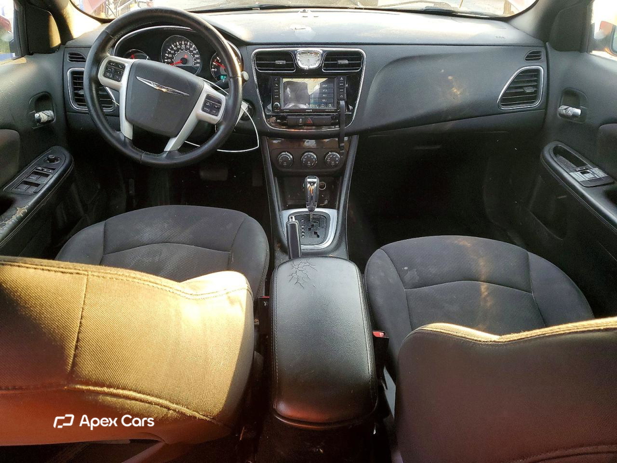 Chrysler 200 2013