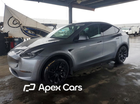 Tesla Model Y 2025 - Zdjęcie 1 z 14