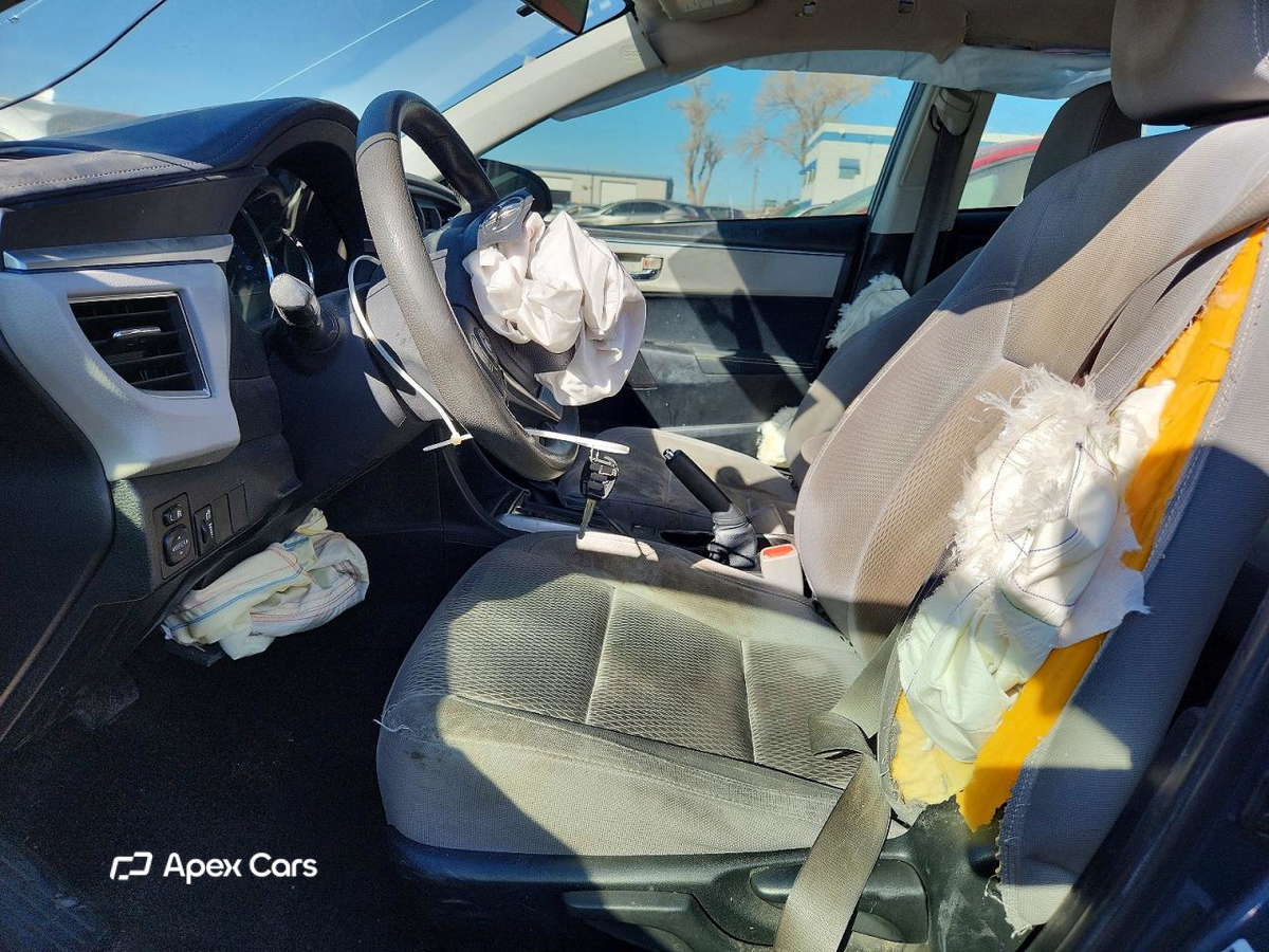 Toyota Corolla 2015
