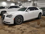 Chrysler 300 2017