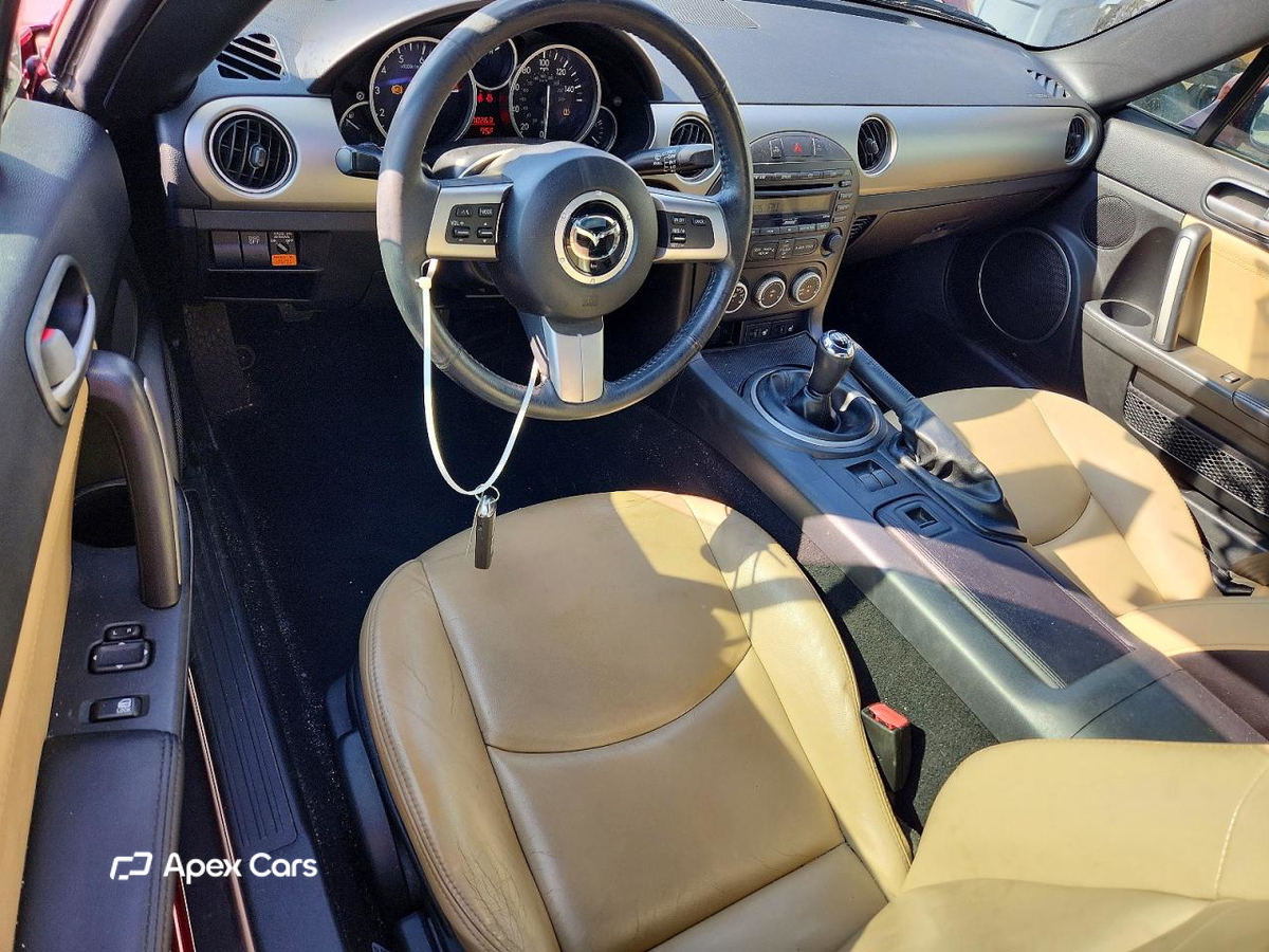 Mazda MX-5 2011