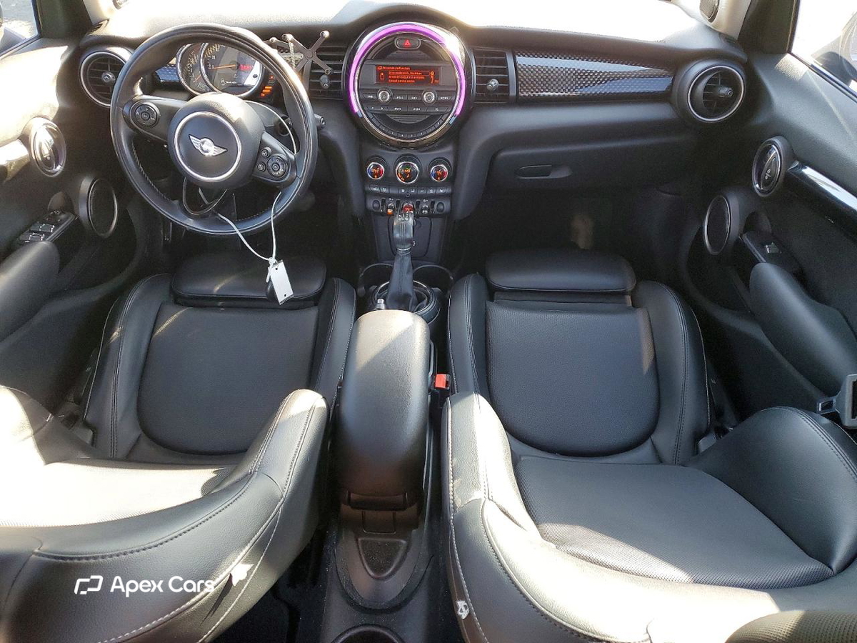 MINI Cooper 2015