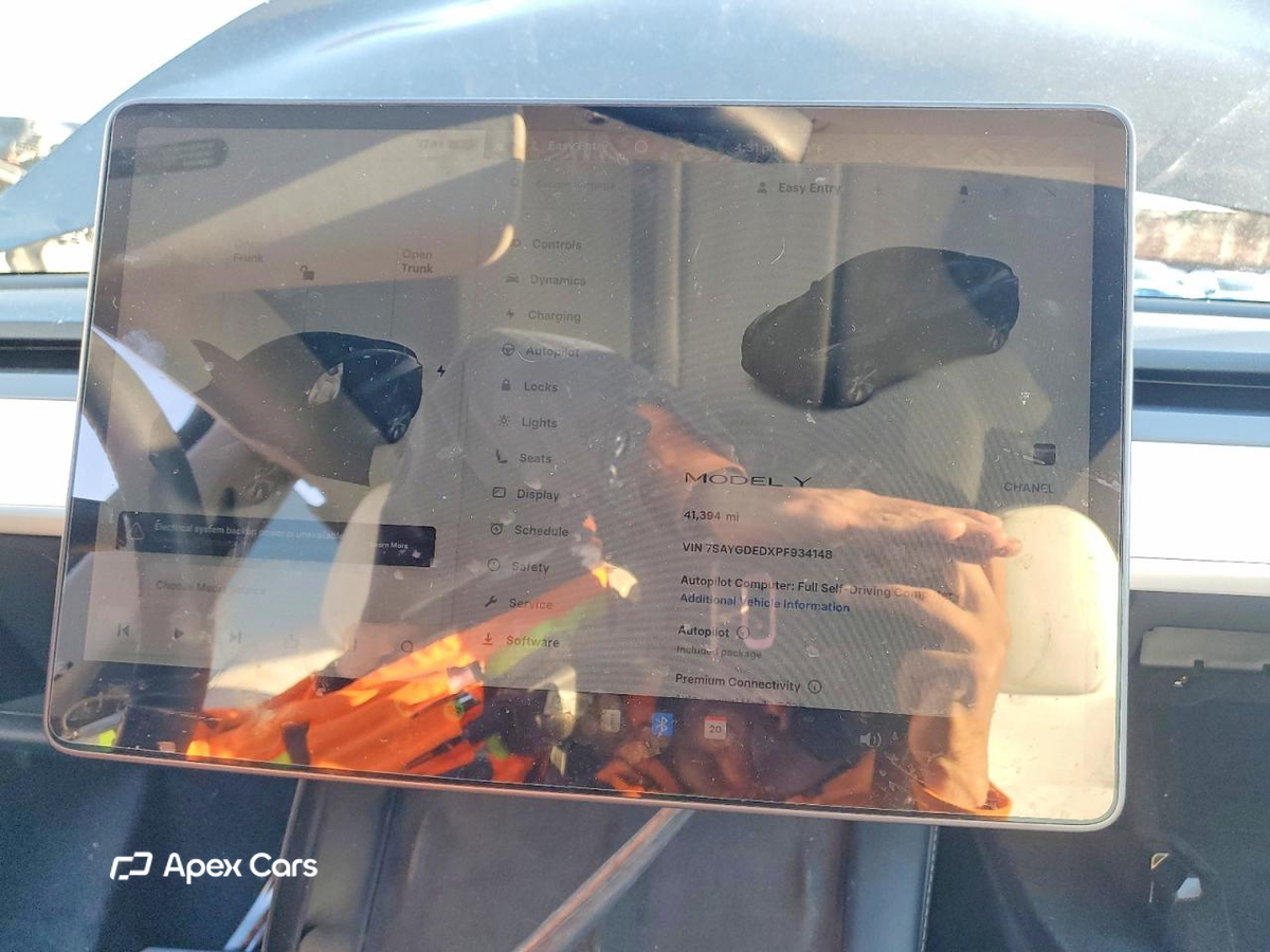 Tesla Model Y 2023