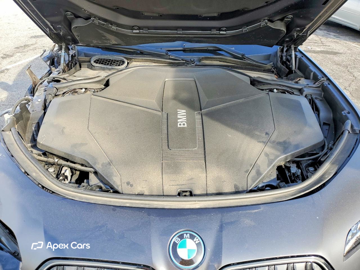 BMW i7 2024