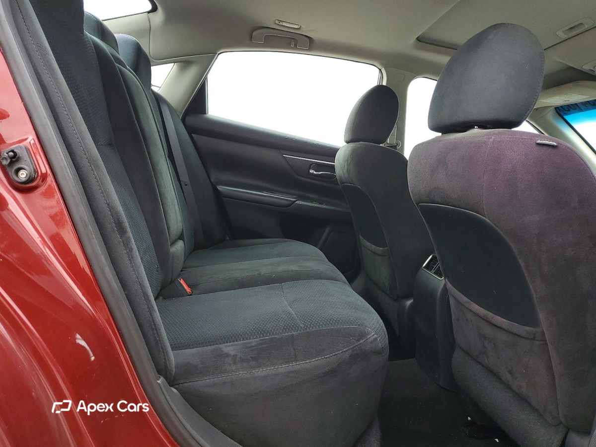 Nissan Altima 2015