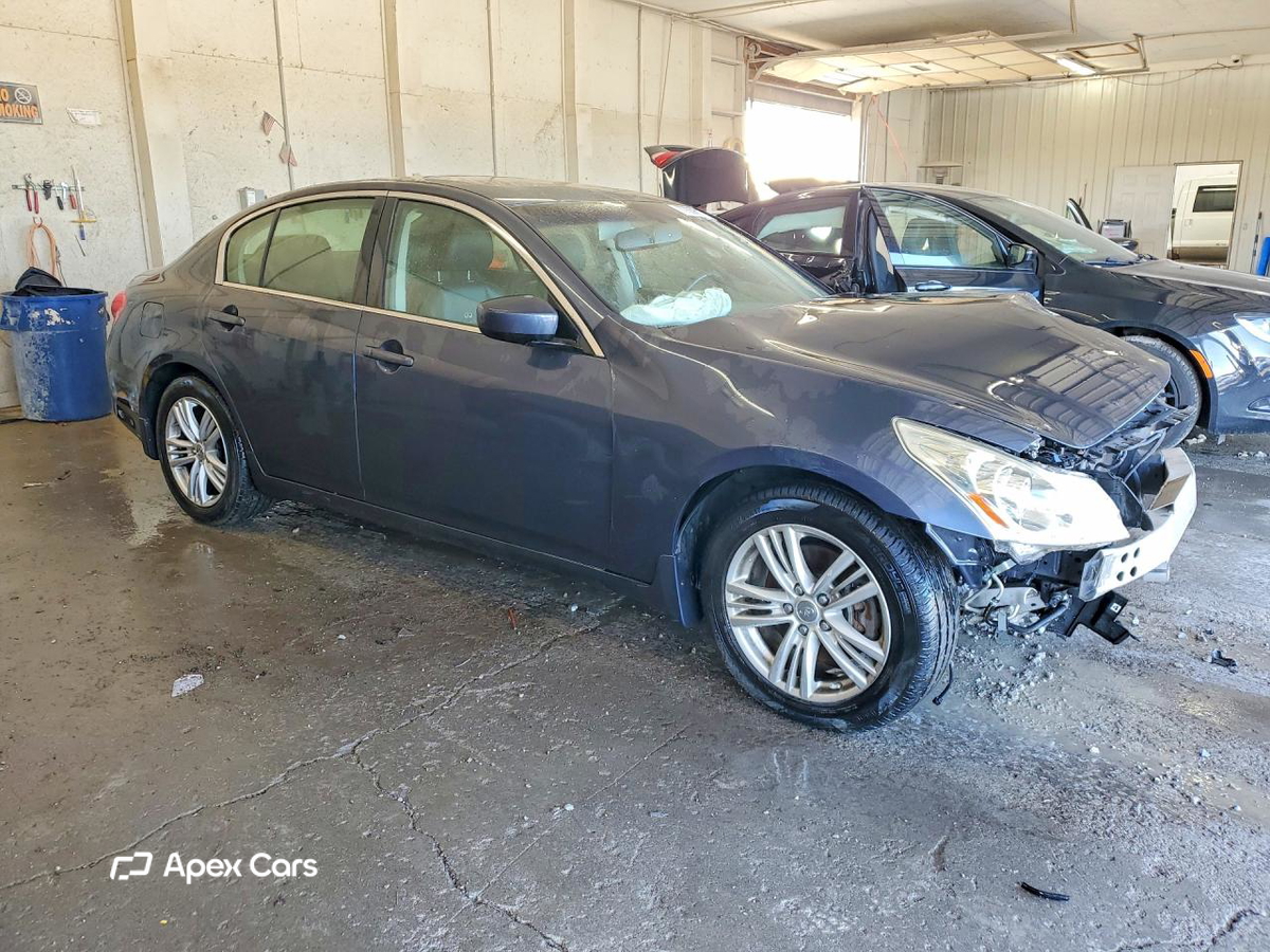Infiniti G 2012