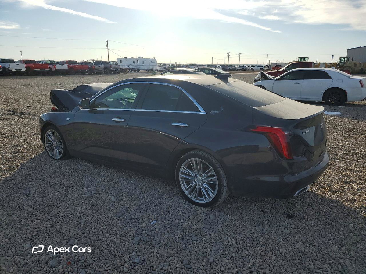 Cadillac CT4 2024