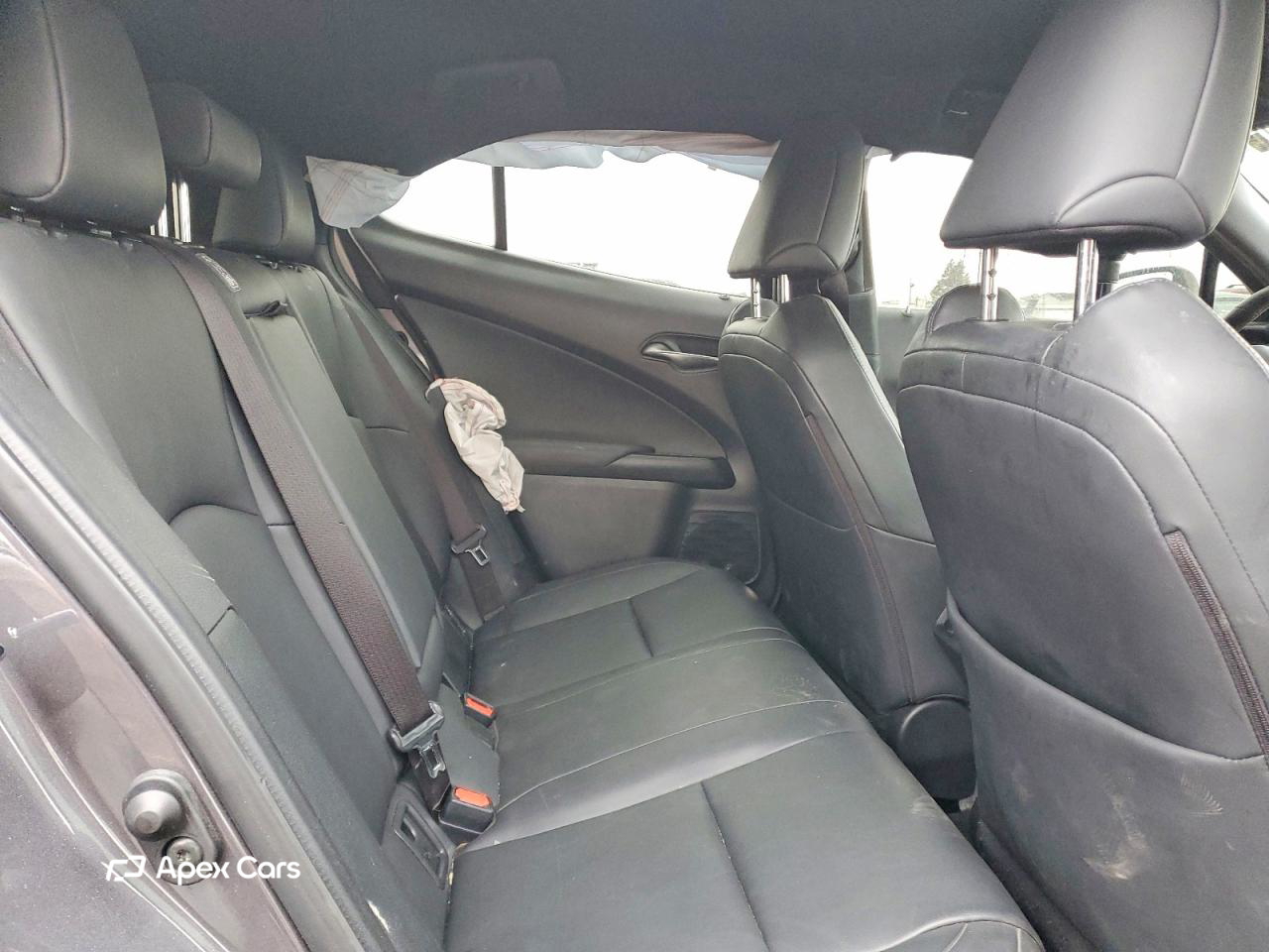 Lexus UX 2022