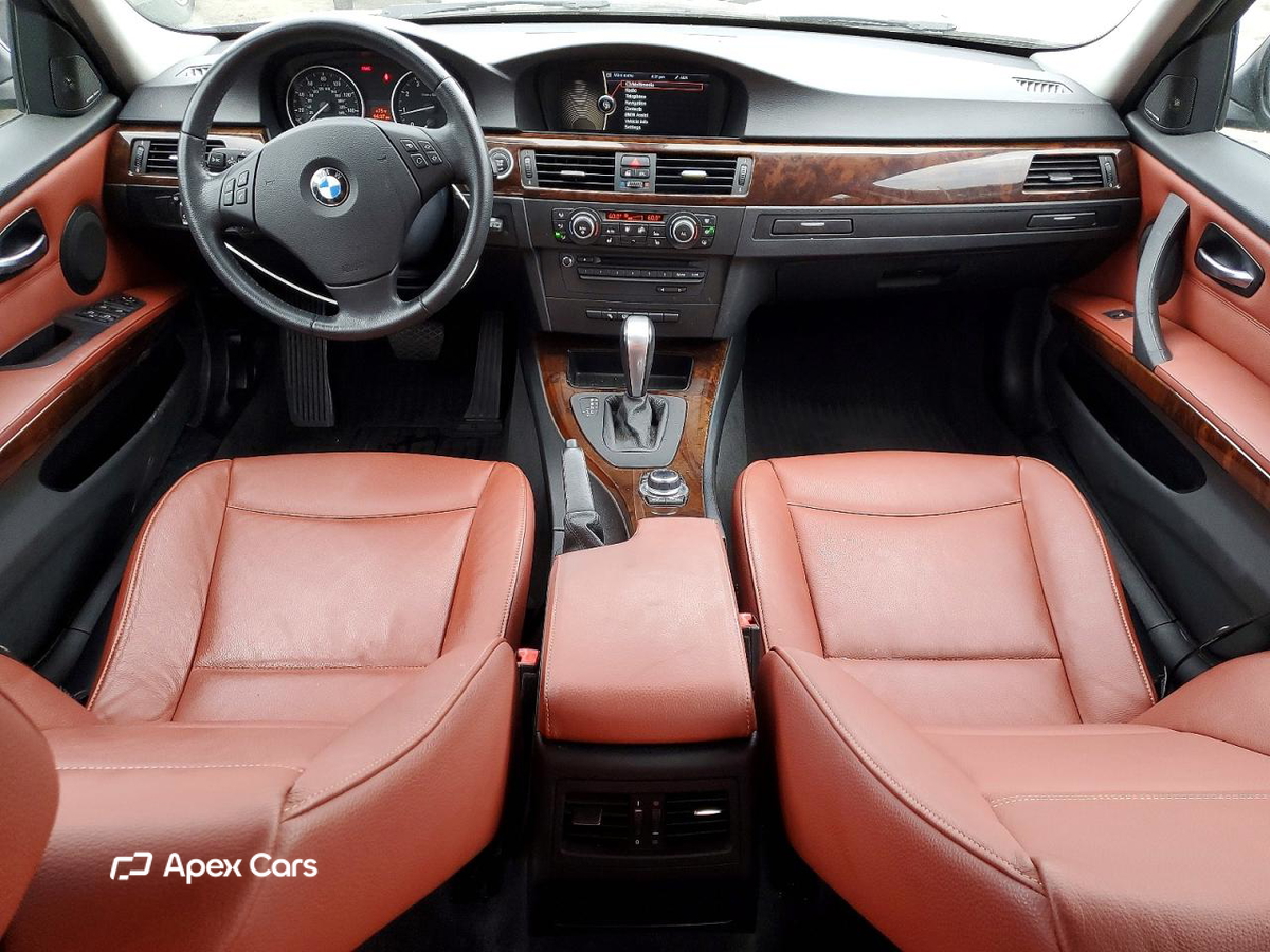 BMW Series 3 2011
