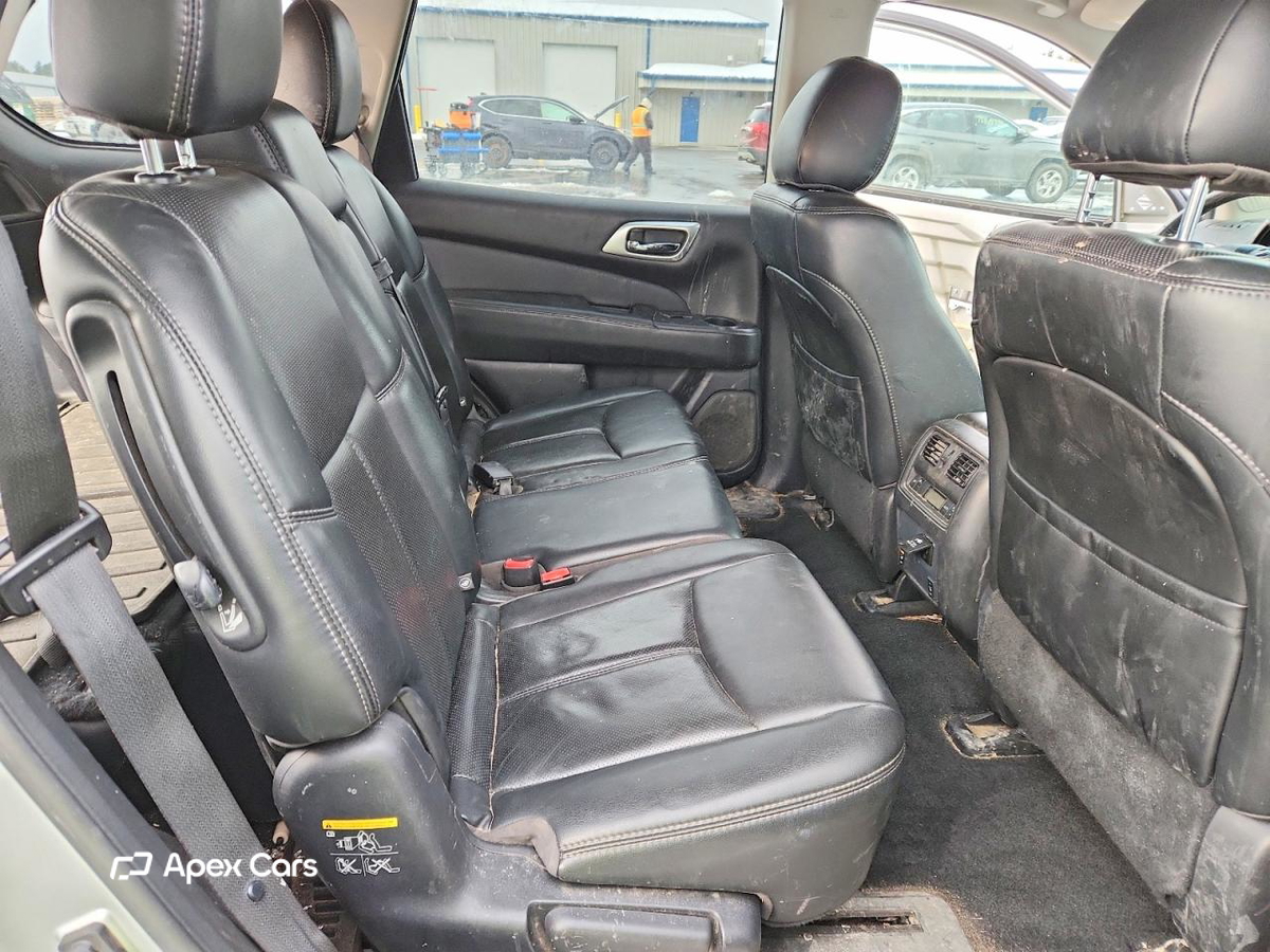 Nissan Pathfinder 2016