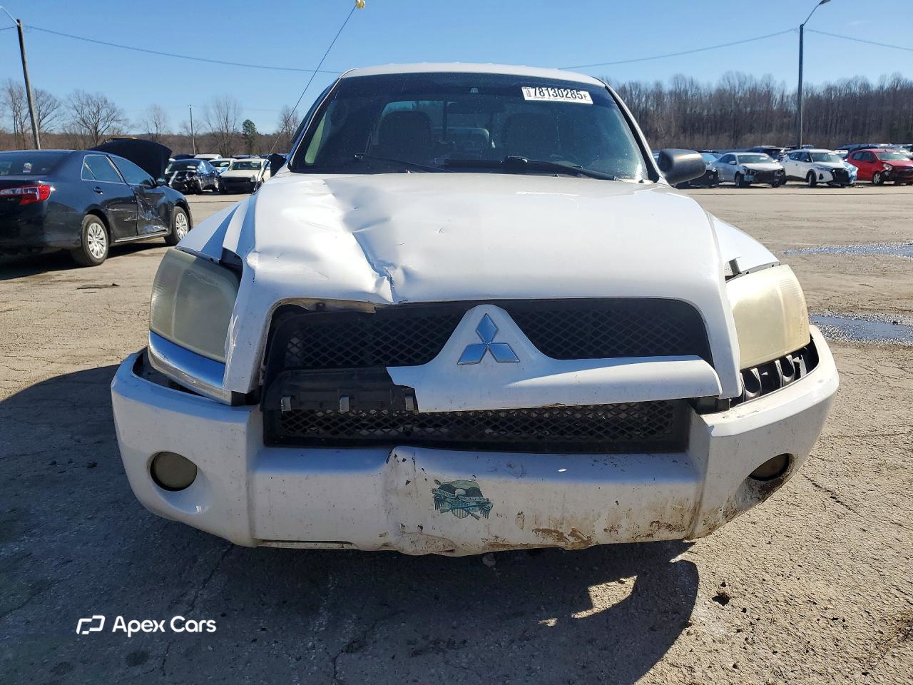 Mitsubishi Raider 2006