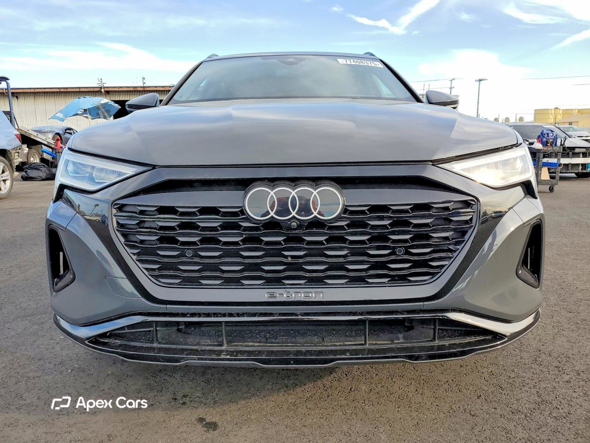 Audi Q8 2024