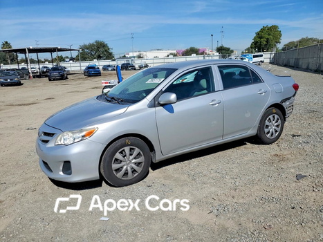 Toyota Corolla 2013 - Image 1 of 13