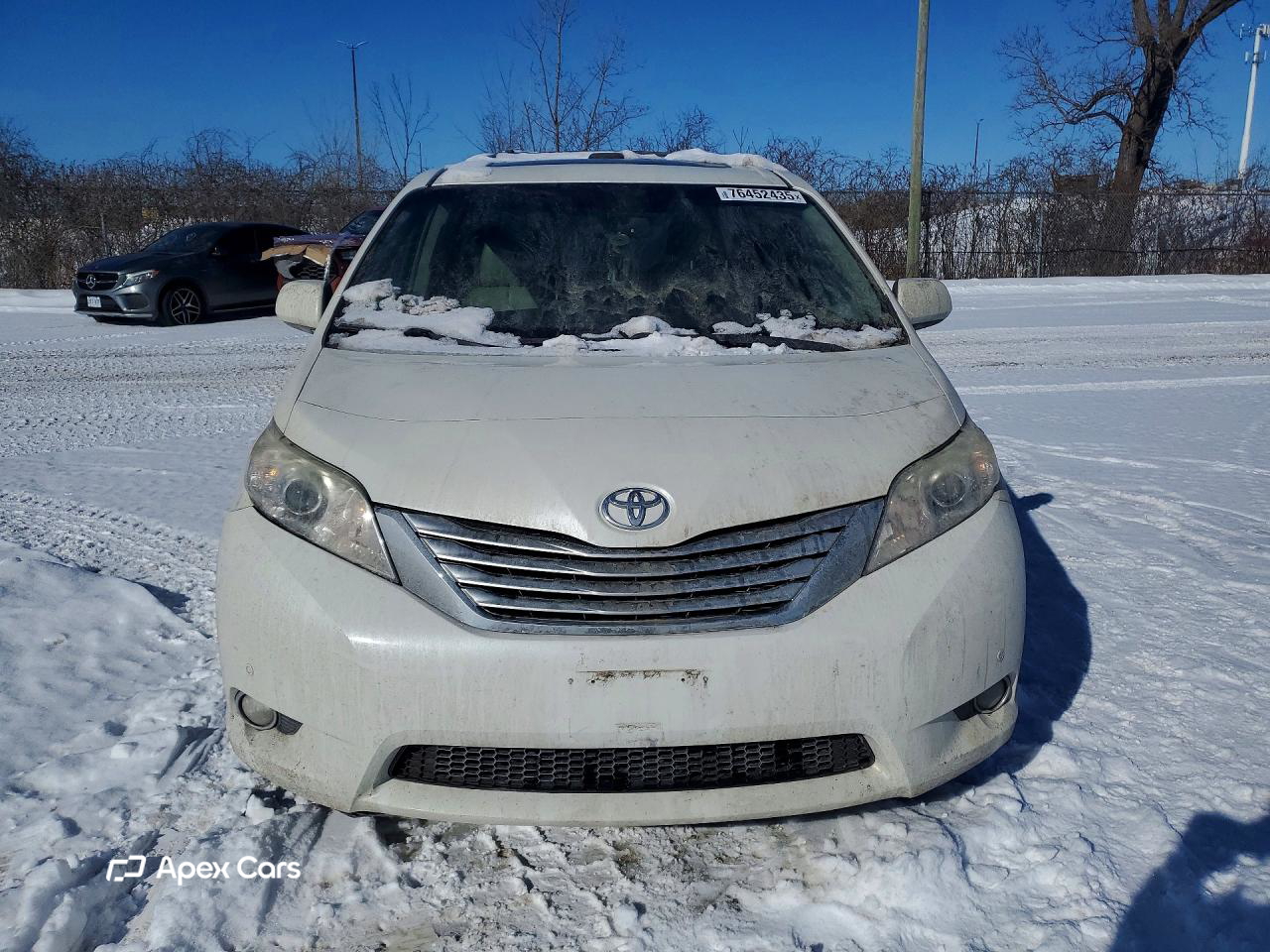 Toyota Sienna 2011