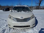 Toyota Sienna 2011