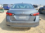 Nissan Versa 2021