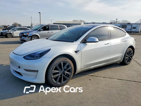Tesla Model 3 2023 - Image 1 of 14