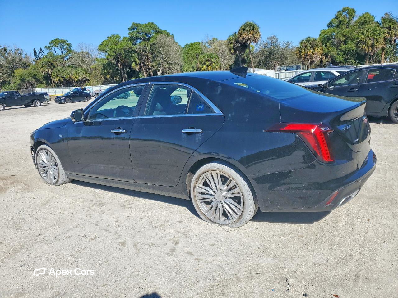 Cadillac CT4 2022