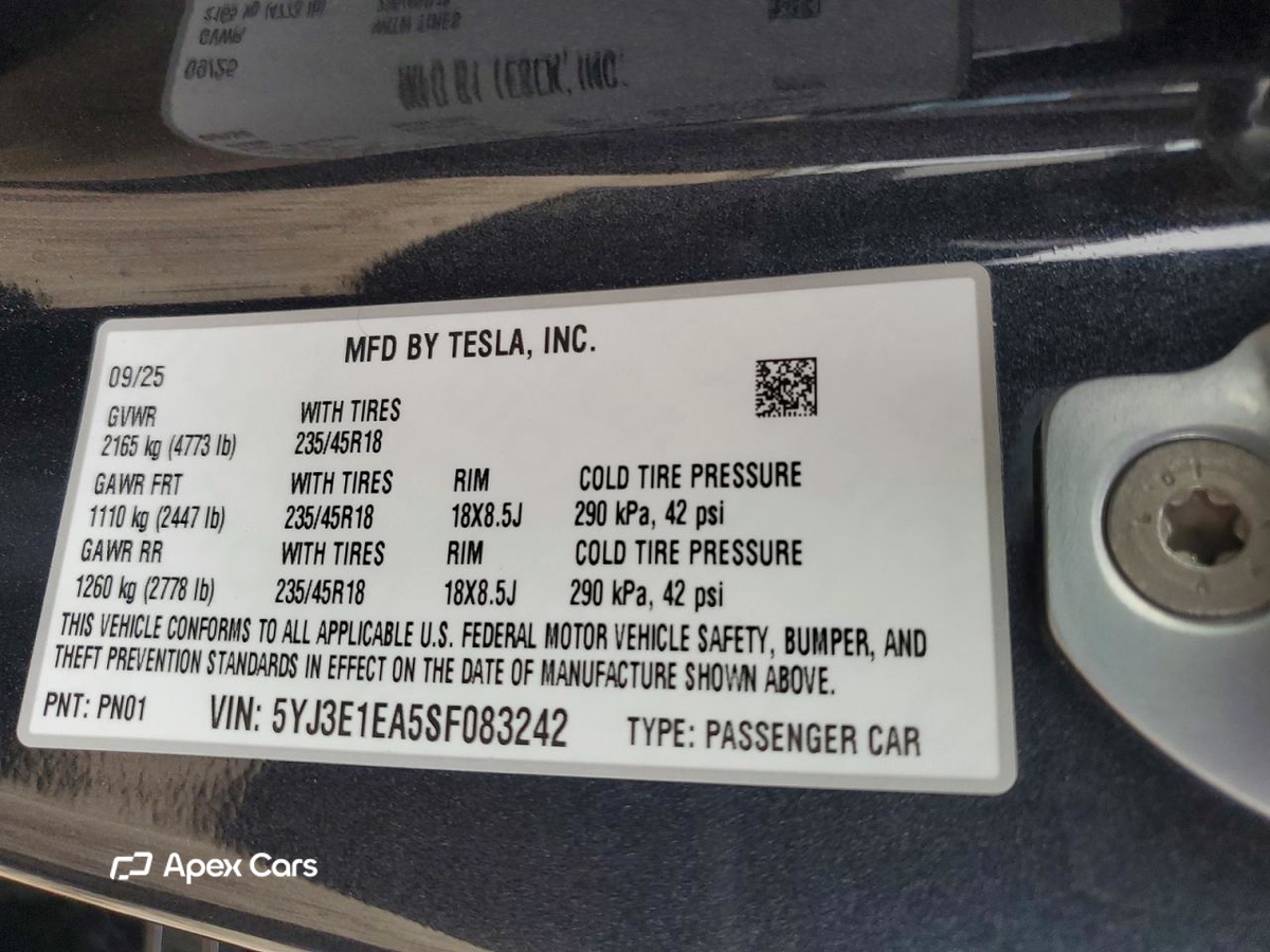 Tesla Model 3 2025