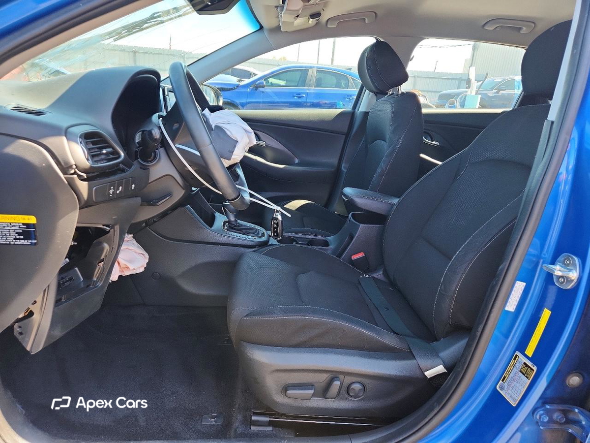 Hyundai Elantra 2018