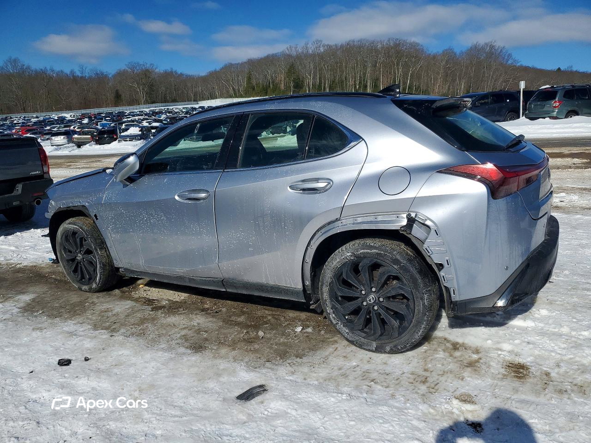Lexus UX 2023