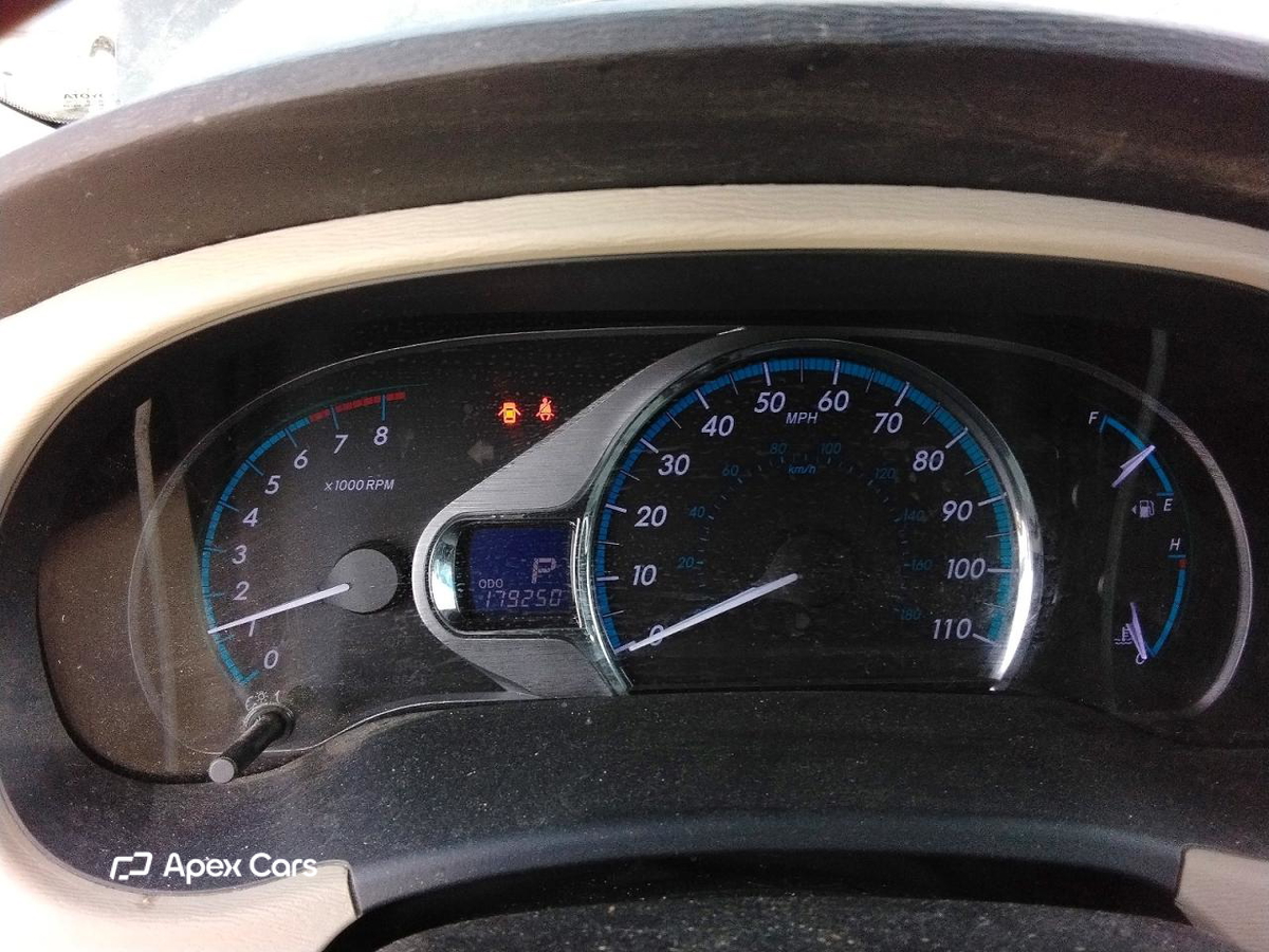 Toyota Sienna 2011