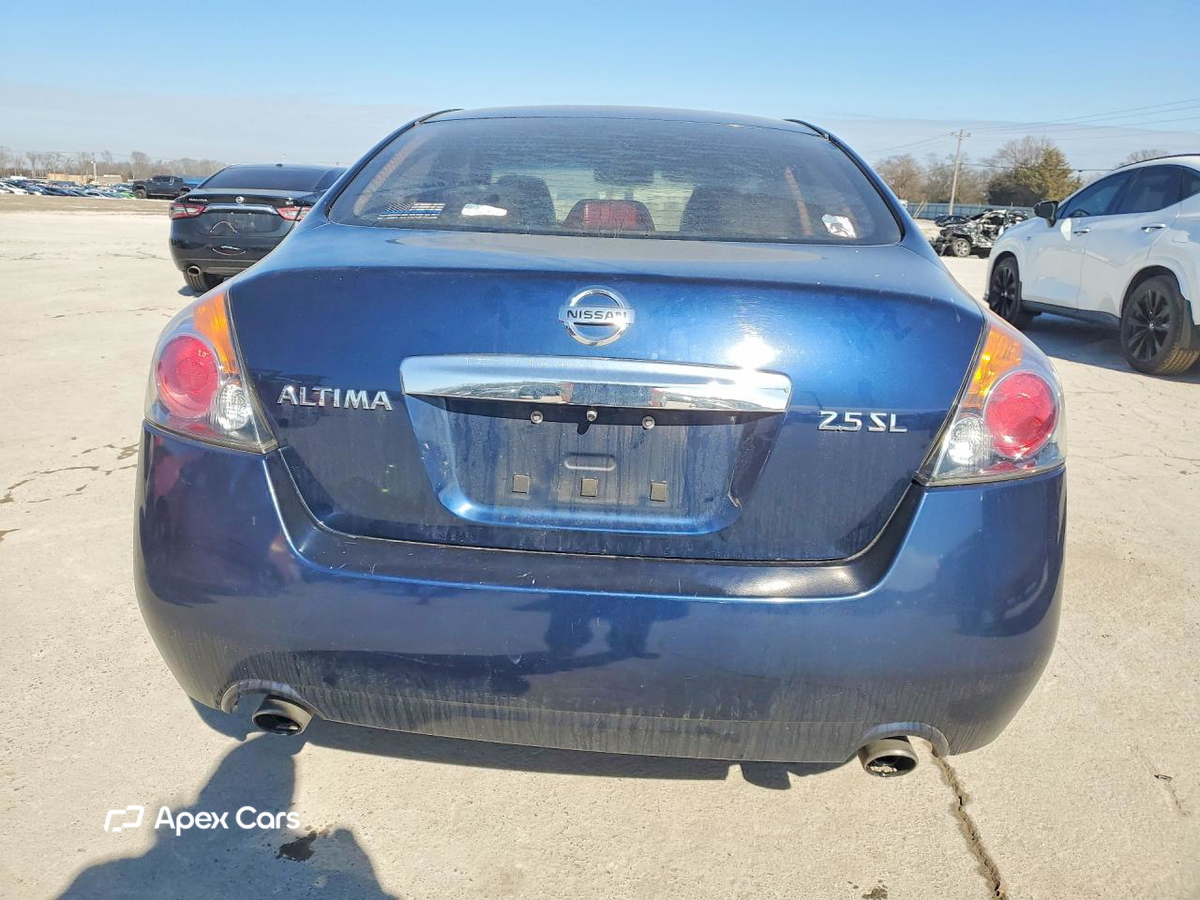 Nissan Altima 2012
