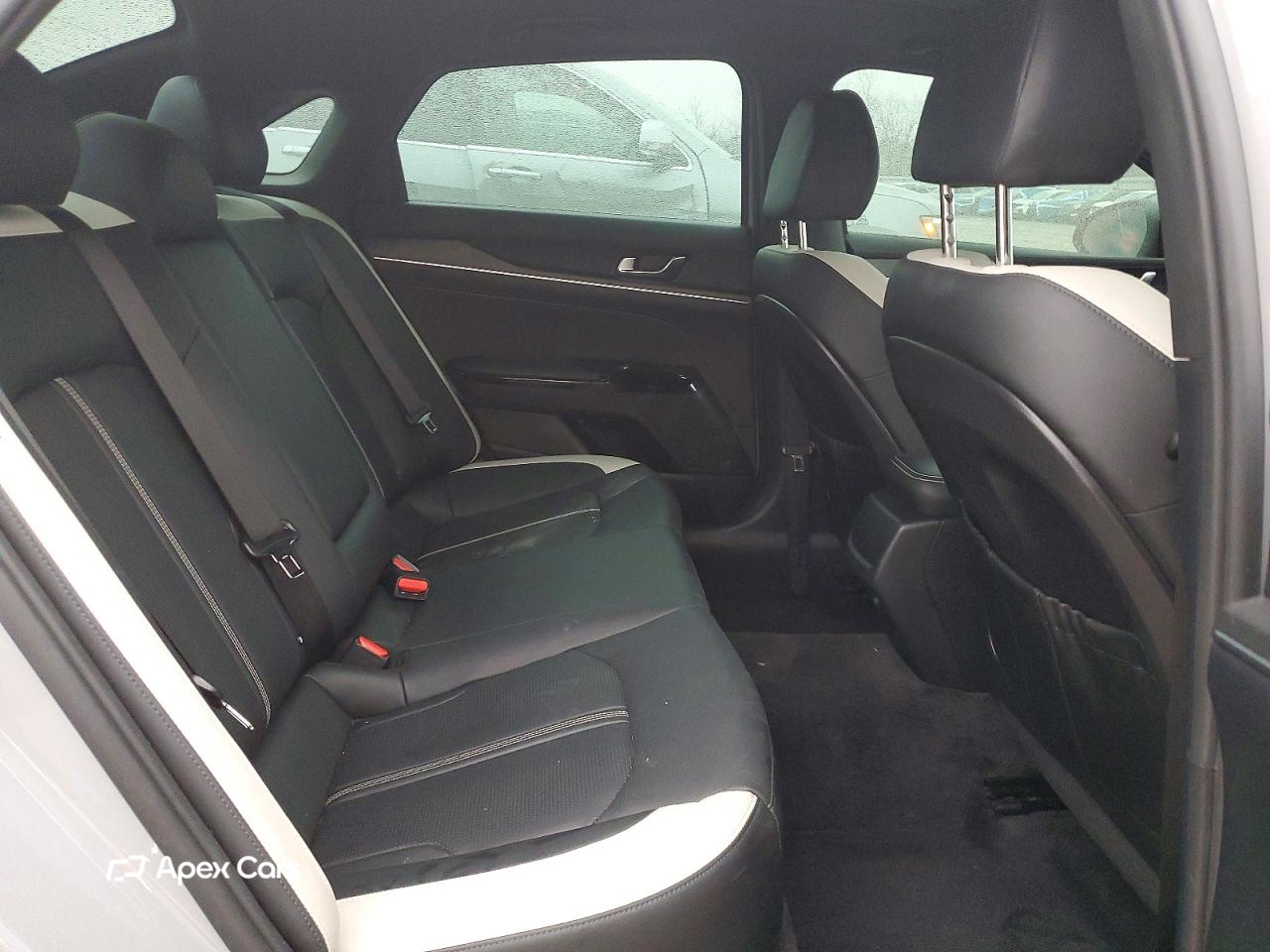 Kia K5 2025