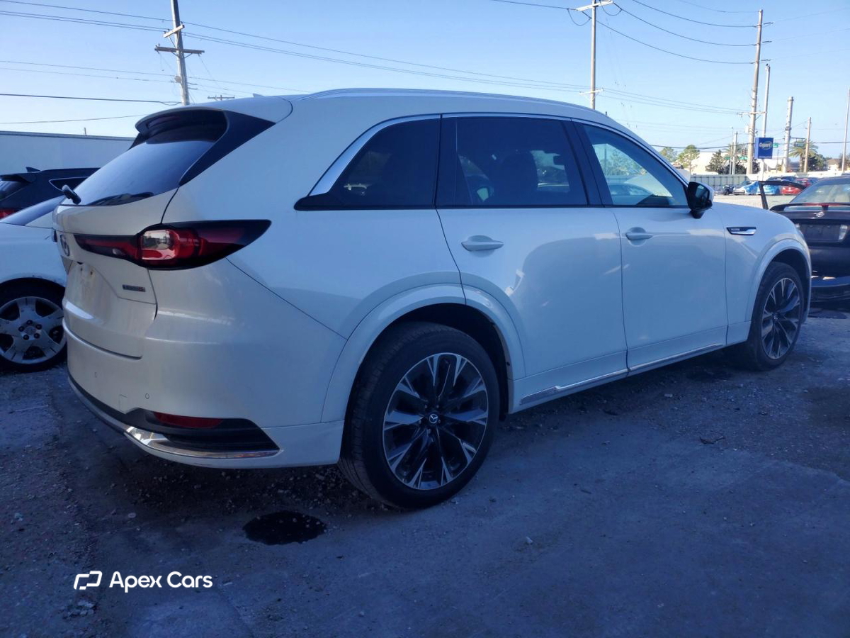 Mazda CX-90 2025