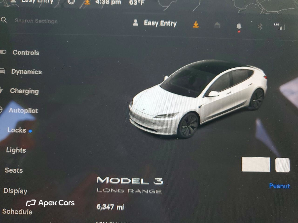 Tesla Model 3 2025
