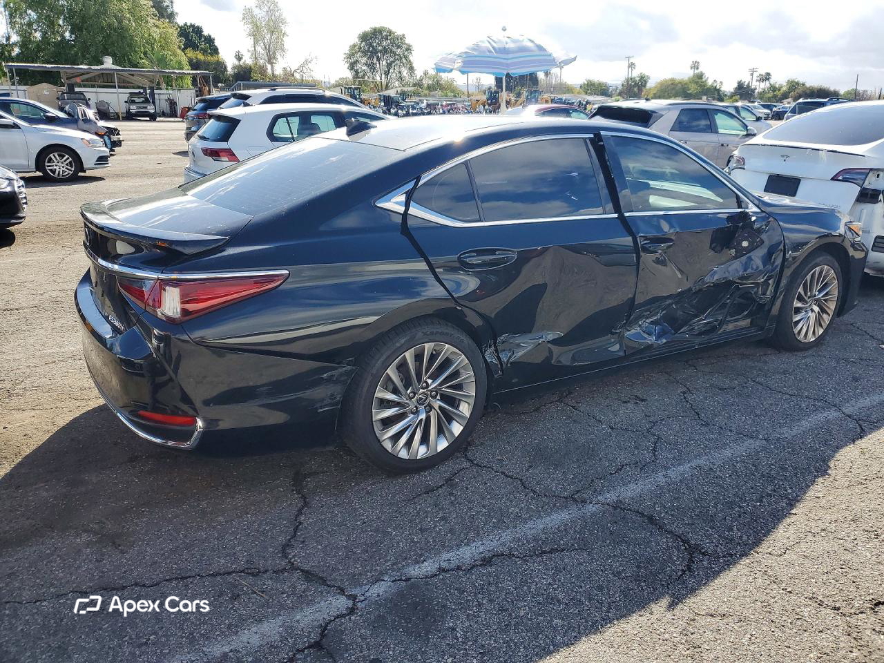 Lexus ES 2023