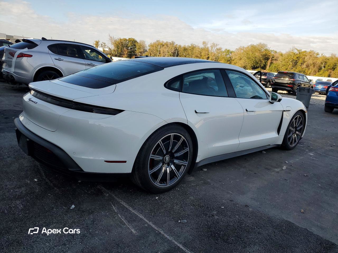 Porsche Taycan 2021