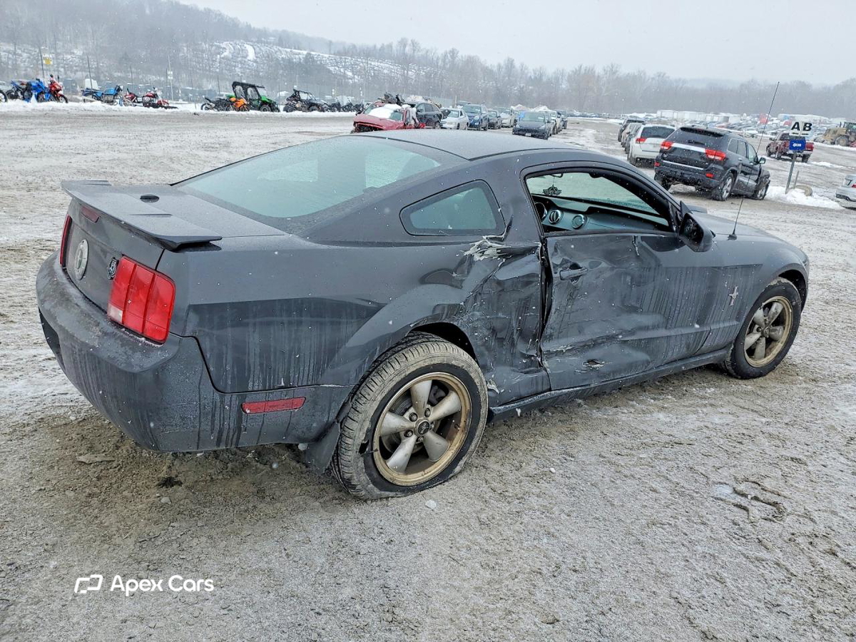 Ford Mustang 2007