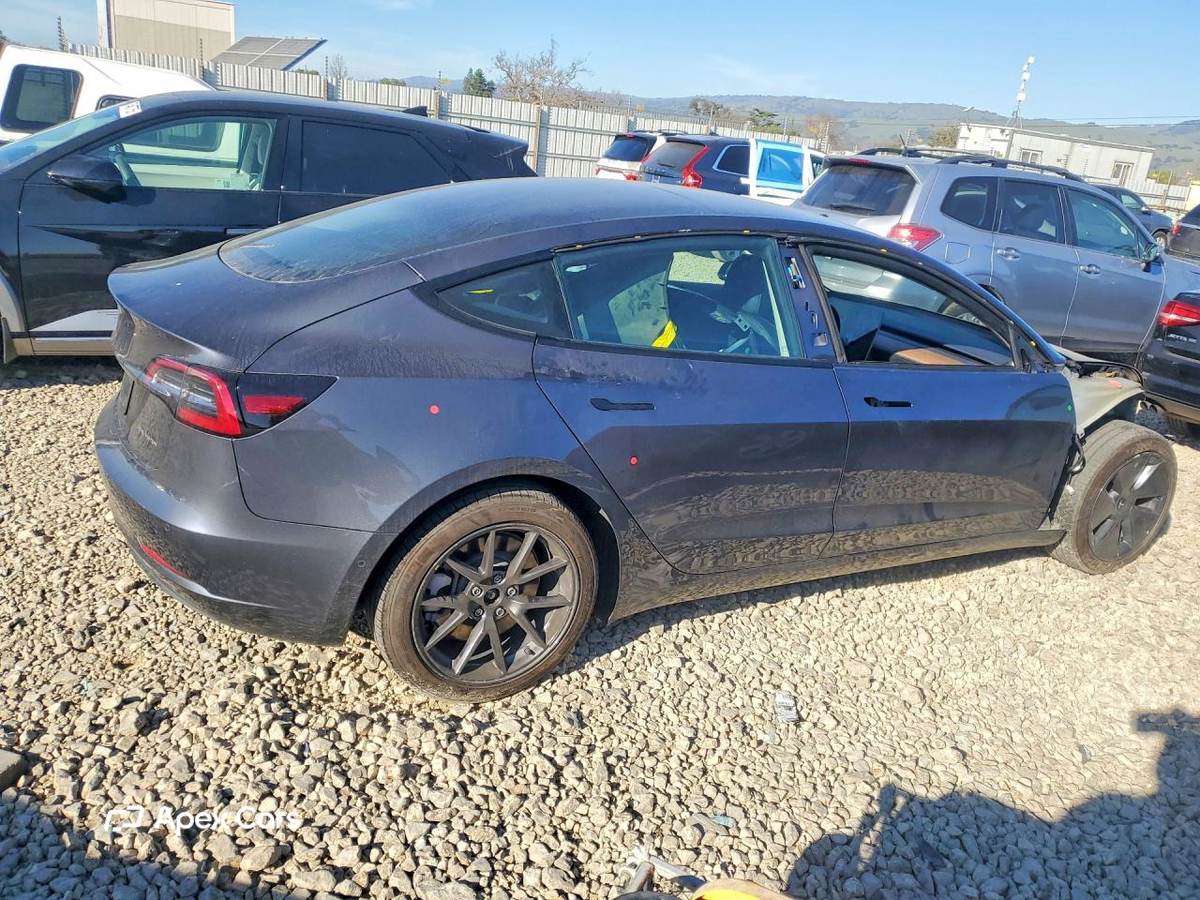 Tesla Model 3 2022