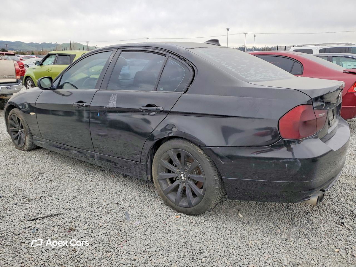 BMW Series 3 2011