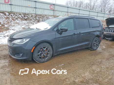 Chrysler Pacifica 2019 - Image 1 of 13