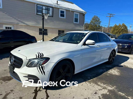 Mercedes-Benz E-klasse 2017 - Image 1 of 10