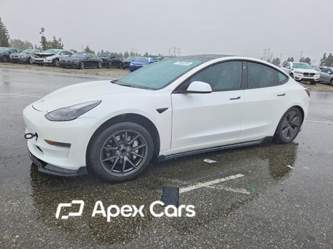 Tesla Model 3 2023 - Image 1 of 13