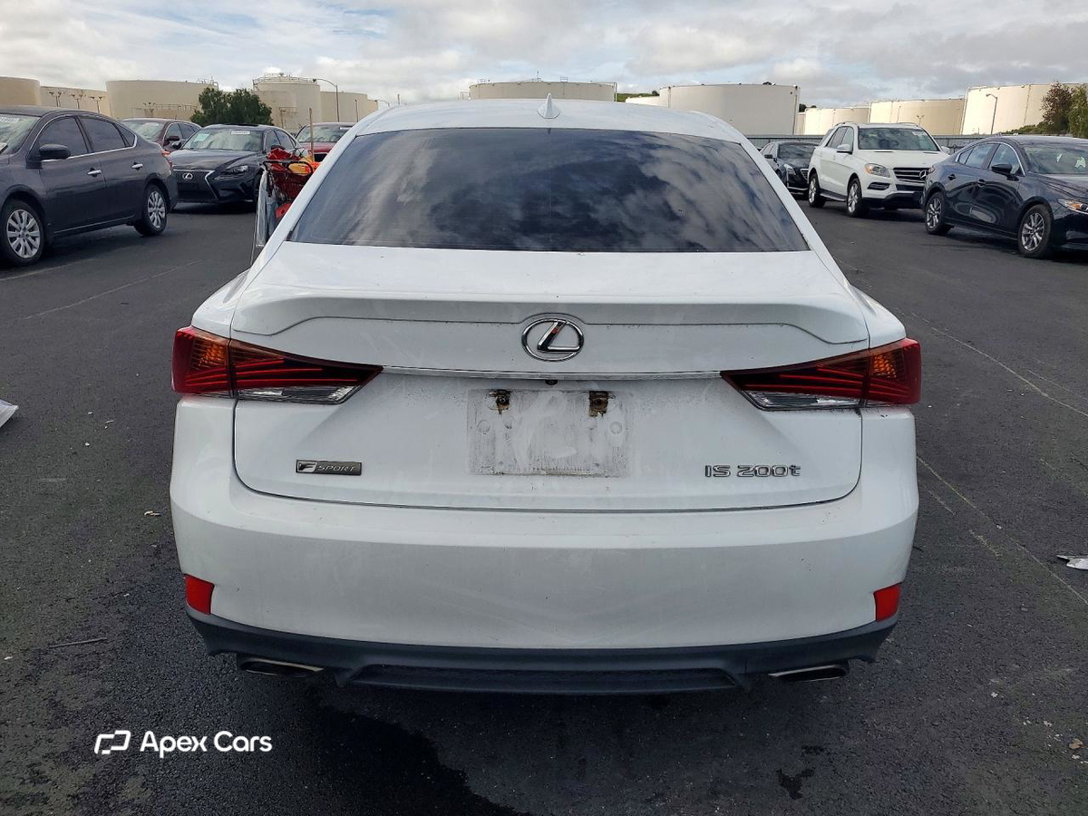 Lexus IS 2017