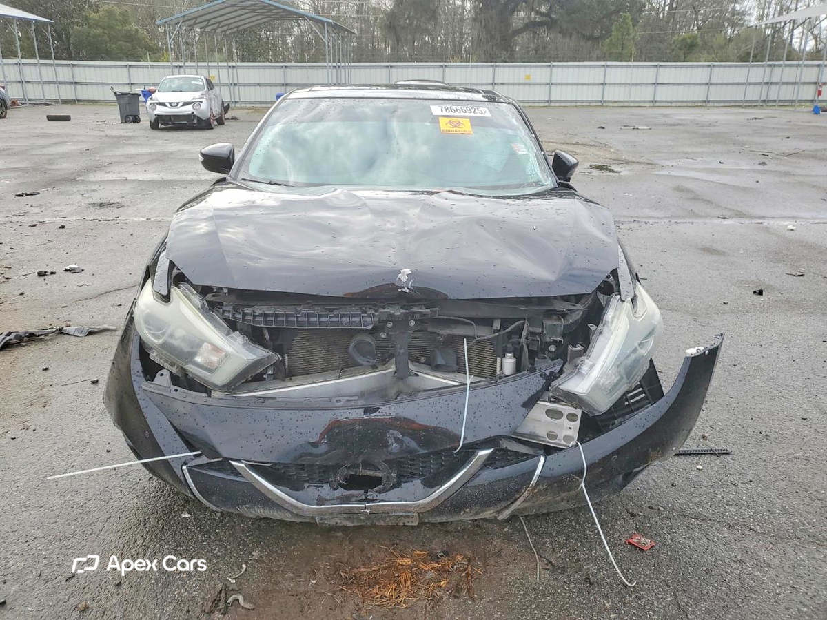 Nissan Maxima 2018