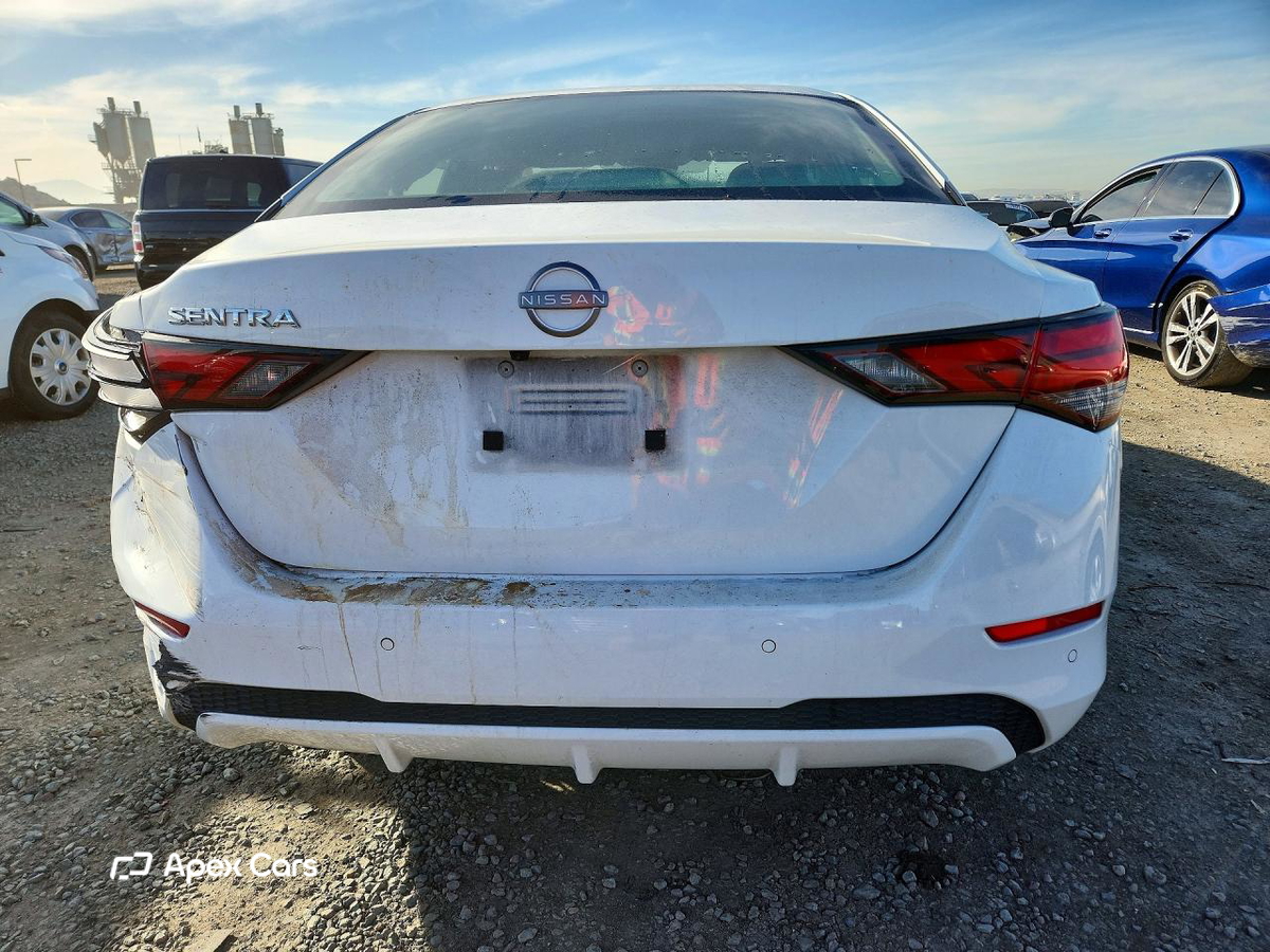 Nissan Sentra 2024