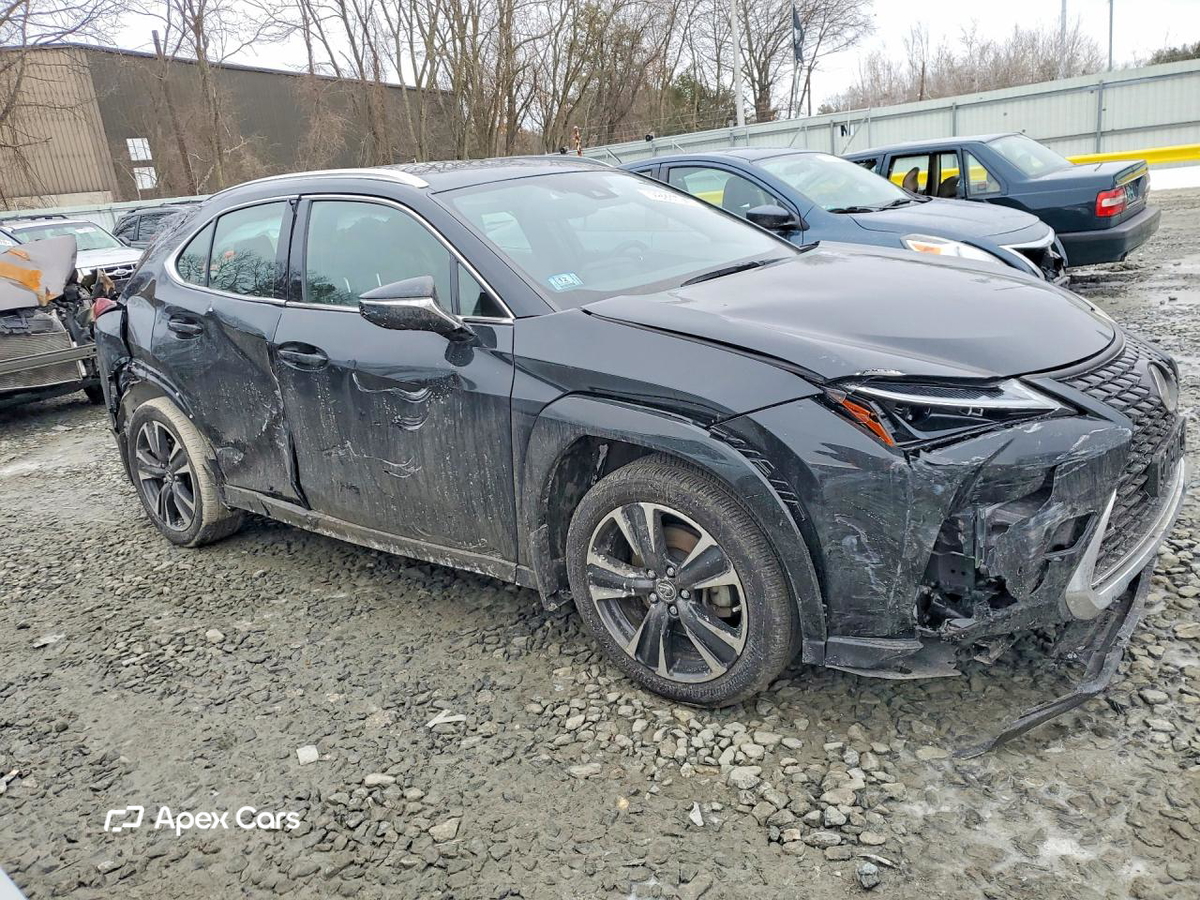 Lexus UX 2023