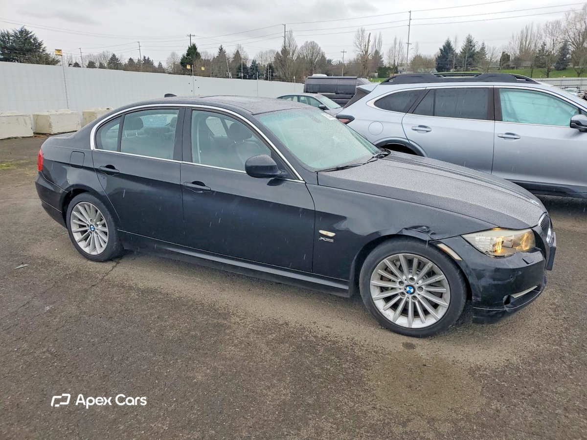 BMW Series 3 2011