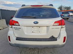 Subaru Outback 2010
