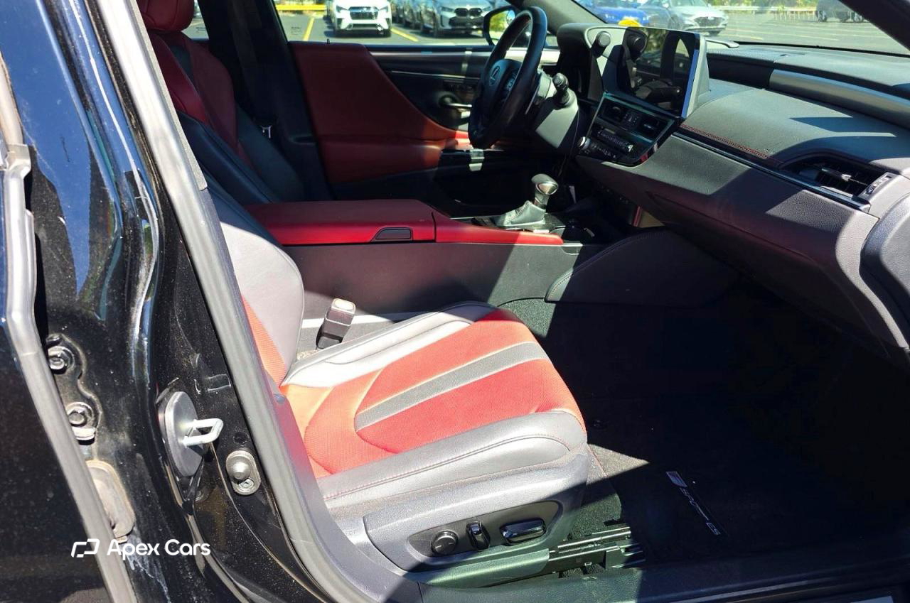 Lexus ES 2023